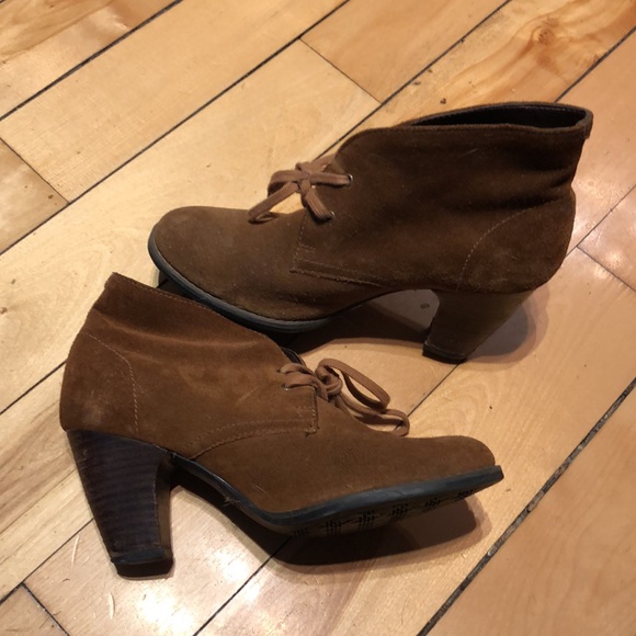 Suede stocked heel booties - Picture 2 of 4